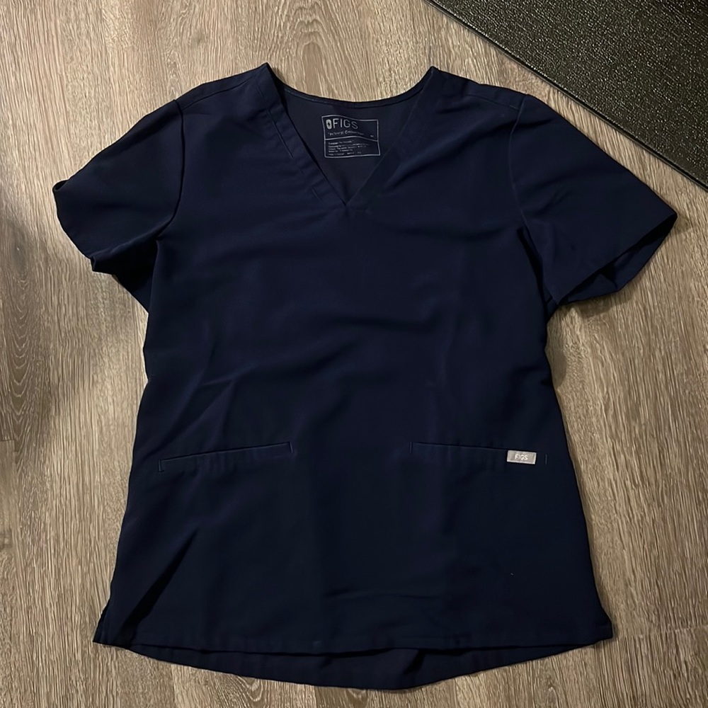 Figs two pocket navy blue top